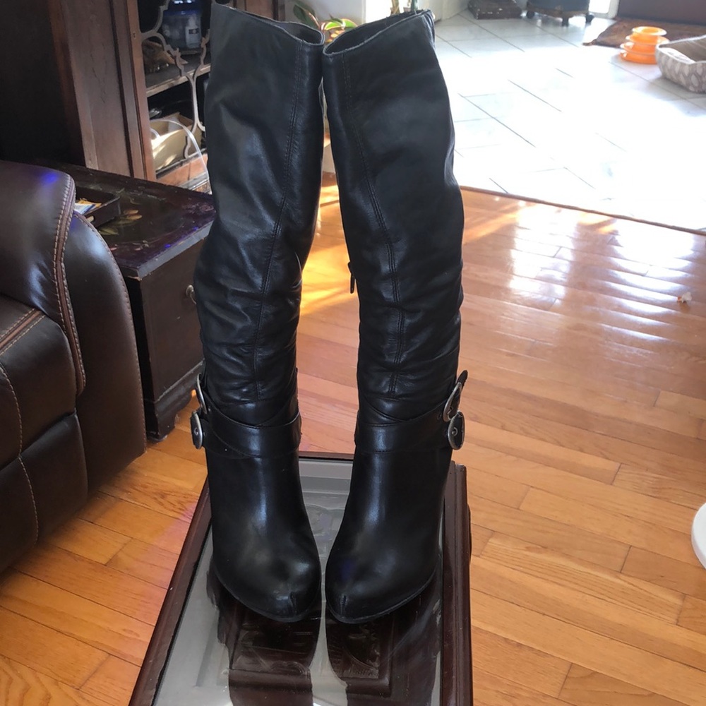 Leather boots 8 1/2